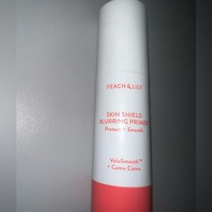 Peach & lily skin shield Blurring Primer
